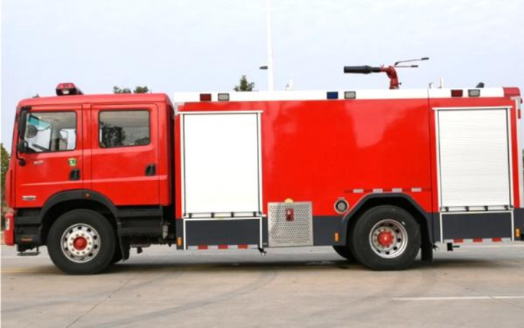 Dongfeng D9 8 Ton Water Tank Fire Truck detail view 2