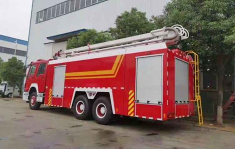 Sinotruk Howo Rear Double Axle 18m Elevating Platform Fire Truck detail view 2
