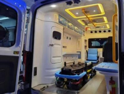 Ford Fursun S350 Ambulance detail view 3