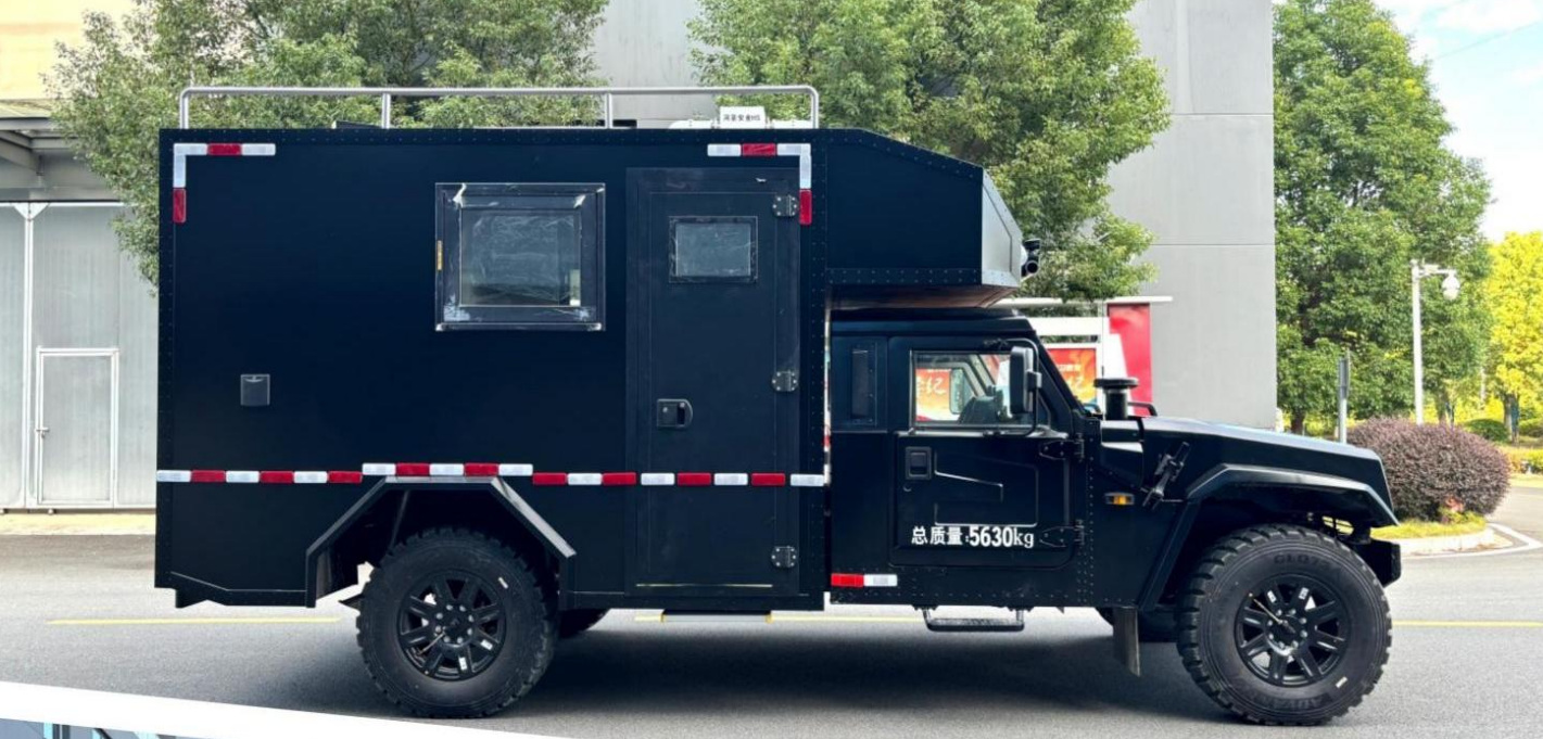 Mengshi Equipment Command Vehicle detail view 2
