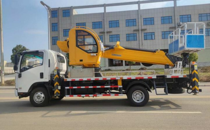 Isuzu GKS32E Model Pro Flagship Edition Aerial Work Platform detail view 8