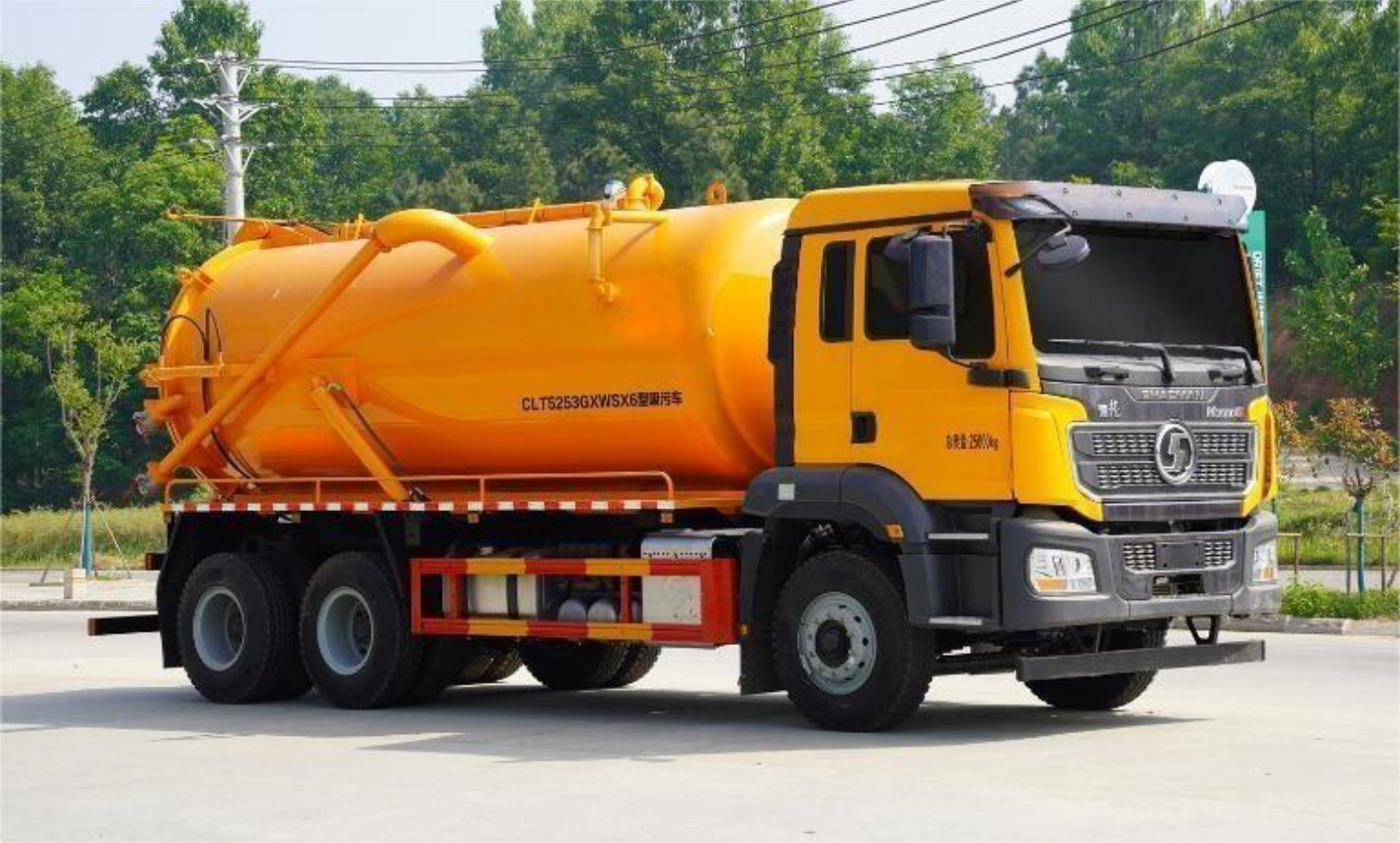 Shaanxi Heavy Duty Truck 15m³ Vacuum Sewage Truck product view