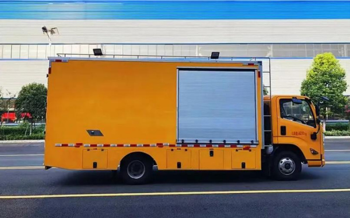 Jiangling Kairui UV Pipe Repair Truck detail view 5