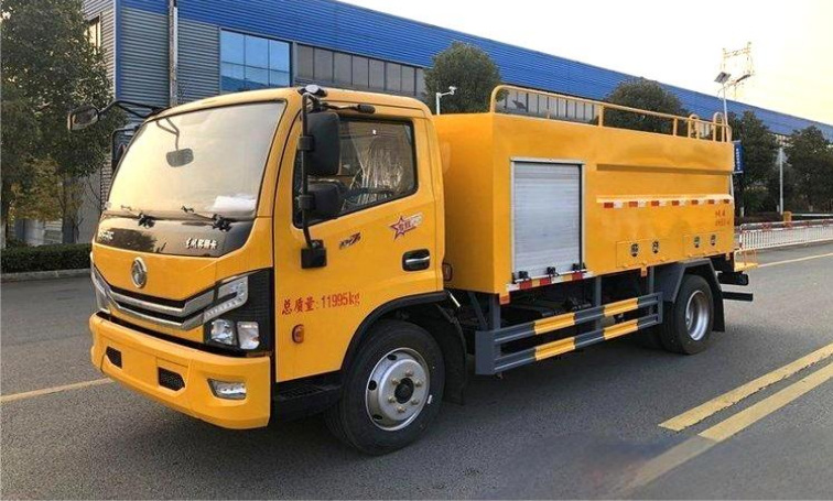Dongfeng Duolika 6m³ Sewer Jetter & Cleaning Truck detail view 4