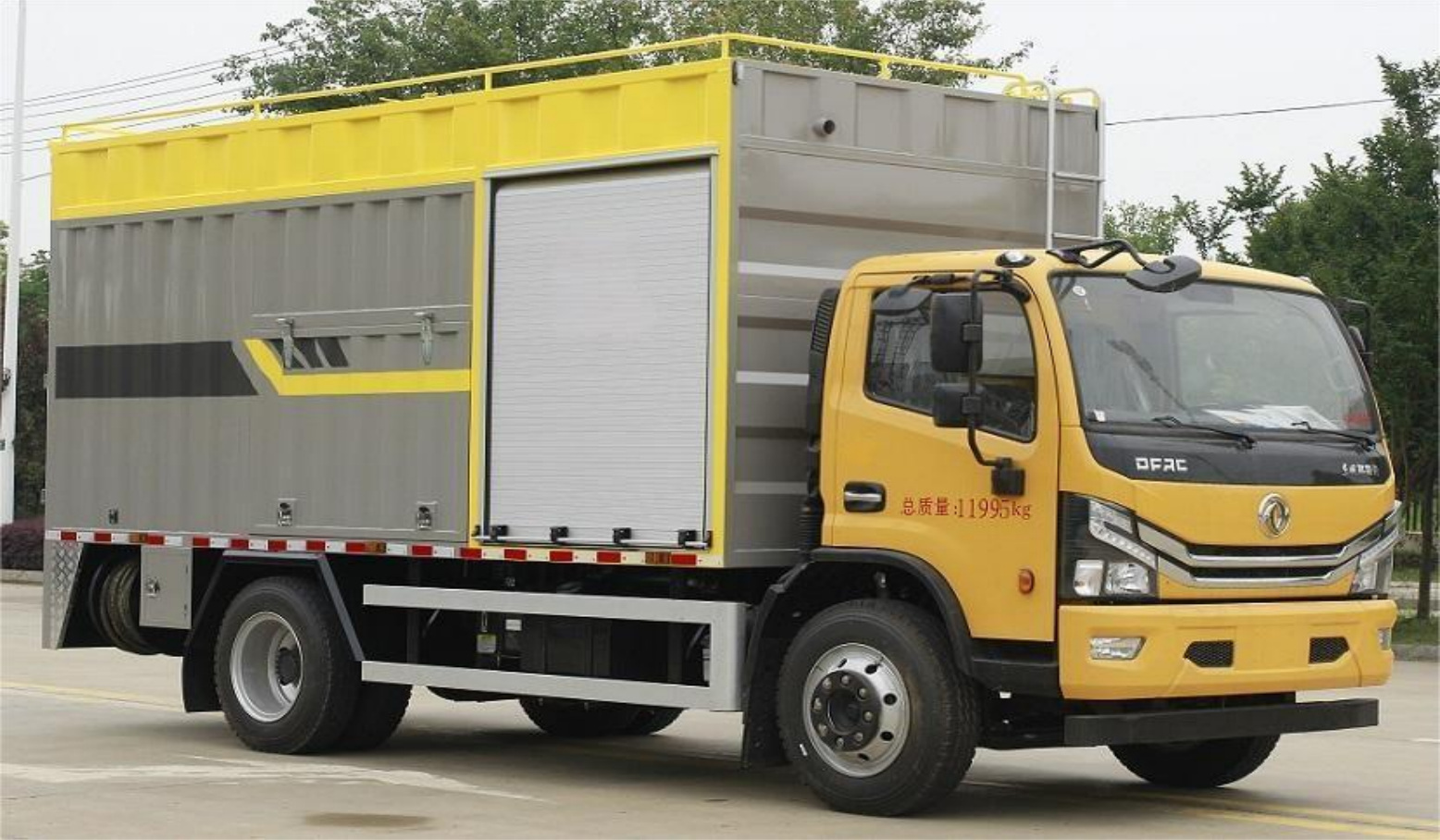 Dongfeng Kaipute Sewage Treatment Truck product view