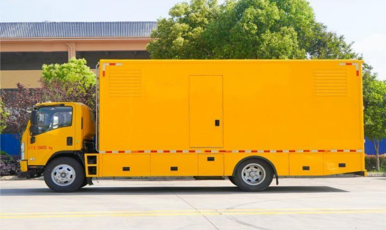 ISUZU Municipal Emergency Power Supply Truck detail view 3