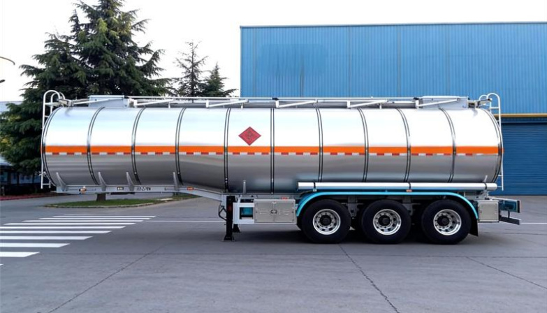 35m³ Asphalt Transport Semi-trailer (CLY9404GLYC) detail view 3