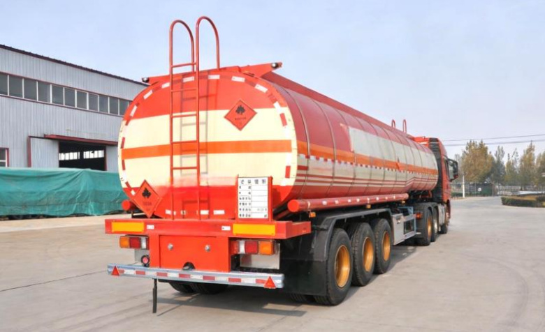 32m³ Asphalt Transport Semi-trailer detail view 2